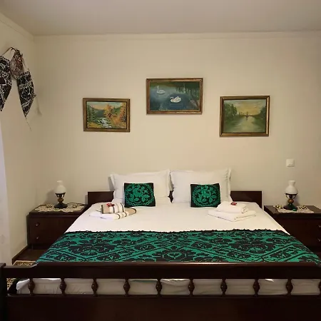 Casa Lui Mosu Holiday home *